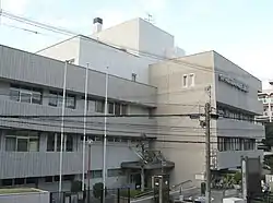 豊中市立岡町図書館