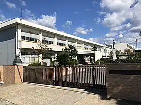豊田市立崇化館中学校