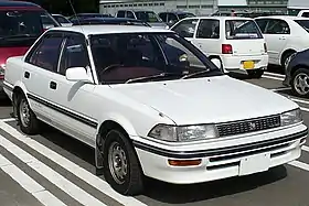 日本国内向けE90系カローラセダン