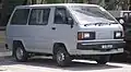 バン　前期型（マレーシア仕様）