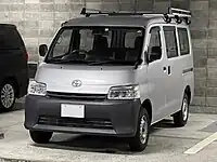 バン（2020年6月改良型・前側）