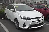 2017年販売型 ヤリスLセダン