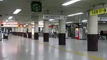 改札口