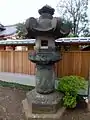 石燈籠（2016年4月10日撮影）