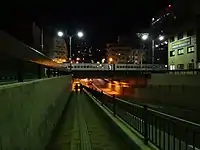 浦上駅 - 長崎駅間の国道202号（稲佐橋通り）アンダーパス2013年5月3日