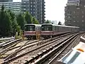 留置線に停車中の丸ノ内線車両（2012年7月30日）