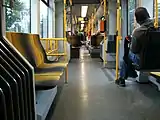 車内