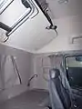 大型トラックの運転席後部に設置される寝台（スカニア・R450）