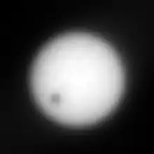 2004年3月4日にオポチュニティによって観測されたダイモスの太陽面通過