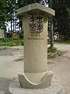 チェコ(手前)・オーストリア・ドイツの三国国境の標石