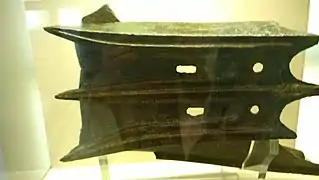三段櫂船の衝角(青銅)