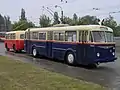 トロリーバス + B40親はシュコダ・7Tr