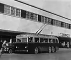 開業時に導入されたイギリス製の車両(1940年撮影)