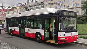シュコダ24Tr イリスバス(2020年撮影)