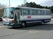貸切車標準色八戸200か515三菱ふそう・エアロミディMK観光型P-MK595J