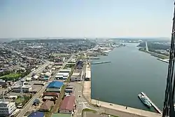 セリオン（タワー）より土崎港を望む