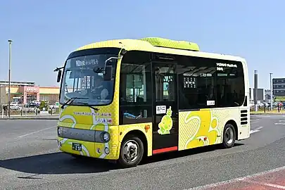 みらい号（前方側面）