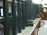 1階の銀行カウンター