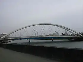 鶴見川橋
