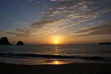 トゥドゥマリの浜(月ヶ浜)の夕焼け