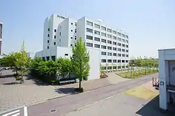 東京情報大学