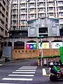 東南科技大学正面入口