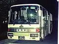 三菱ふそう製の小型路線車 (3101)U-MJ117F改、1991年式当初は綾瀬営業所に配置され、相模大塚駅 - 鶴間駅線の専用車であった。路線廃止後は西横浜営業所へ転属、後に横浜営業所、旭営業所へと転属した。