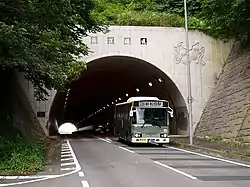 松72(大井町篠窪トンネルにて)M1256