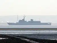 練習艦「ブラジル」。煙突より後部の構造物が後部に延長されている。