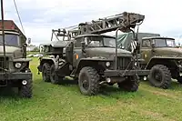 8T-210 クレーン搭載型
