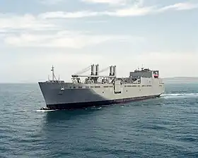 USNS Watson  (T-AKR 310);  Entrée en service en 1998, il est un des plus grand cargos du MSC avec ses 290 mètres de long et ses 64 000 tonnes.