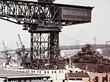 1945年10月27日（海軍記念日当日）に撮影。まだ修理中である