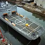 オリバー・ハザード・ペリー級ミサイルフリゲートの艦尾甲板に設けられたヘリコプター甲板