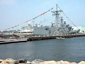 USS Stephen W Groves FFG-29