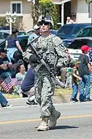 アメリカ陸軍の一般的な歩兵の装備(2015年5月16日撮影)
