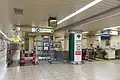 西新橋方面改札口(2021年9月)