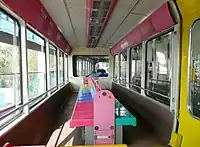 車内