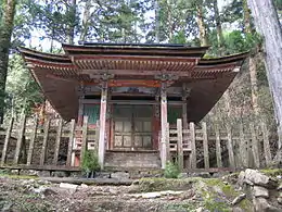 上杉謙信・景勝霊屋(重要文化財)