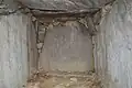 玄室（奥壁方向）