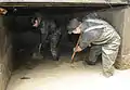 洪水後の復旧にあたるオーストリア連邦軍の兵士（2014年）