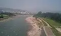 関越自動車道から望む魚野川