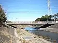 不発橋の下を流れる大山川(撮影日:2009年(平成21年)2月1日)。
