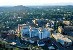 バージニア大学健康システム