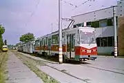 V2Aルーマニア国産の2車体連接車（2006年撮影）