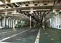 車両甲板