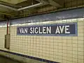 Blue Familyヴァン・シックレン・アベニュー駅