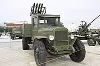 4連装のマキシム対空機銃を搭載したZiS-5V