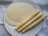 Vianočné oblátky　ヴィアノチュネー・オブラトキ（蜂蜜をかけて食べるクリスマスのお菓子）