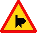 207m: 優先道路