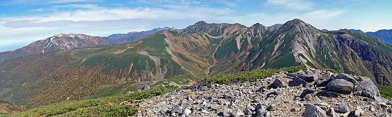 三俣蓮華岳山頂からの眺望 (2005年10月撮影)